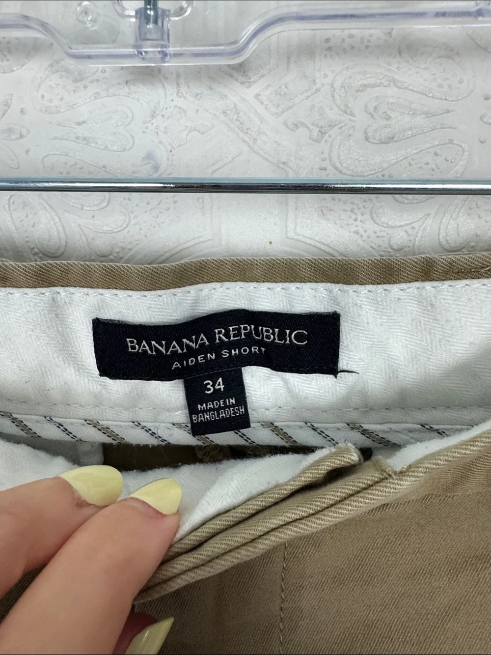 Banana Republic Aiden Shorts Men’s Size 34 Khaki Stretch Chino Casual
